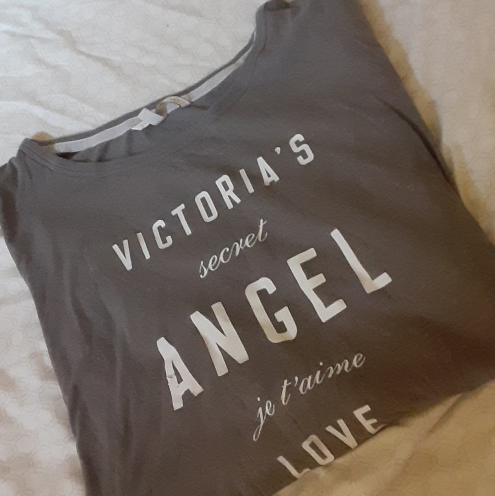 Victoria's secret long sleeved shirt